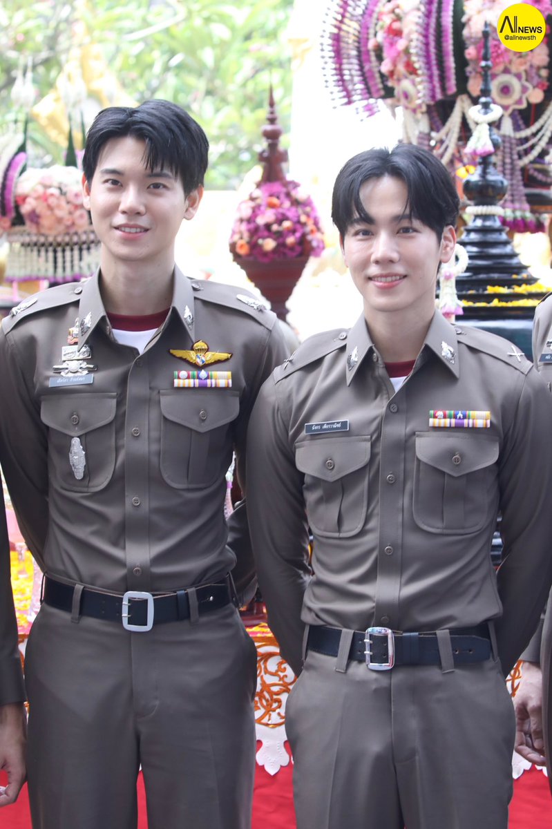 AllNews_th's tweet photo. คุณเธียร์ธา และคุณ มังกร 

PIL PRESS AND PRAY

#วันของที่รักสารวัตรเธียร์ 
#YinWar #หยิ่นวอร์ 
#yinyin_anw #warwanarat https://t.co/PcMQXLIAyH
