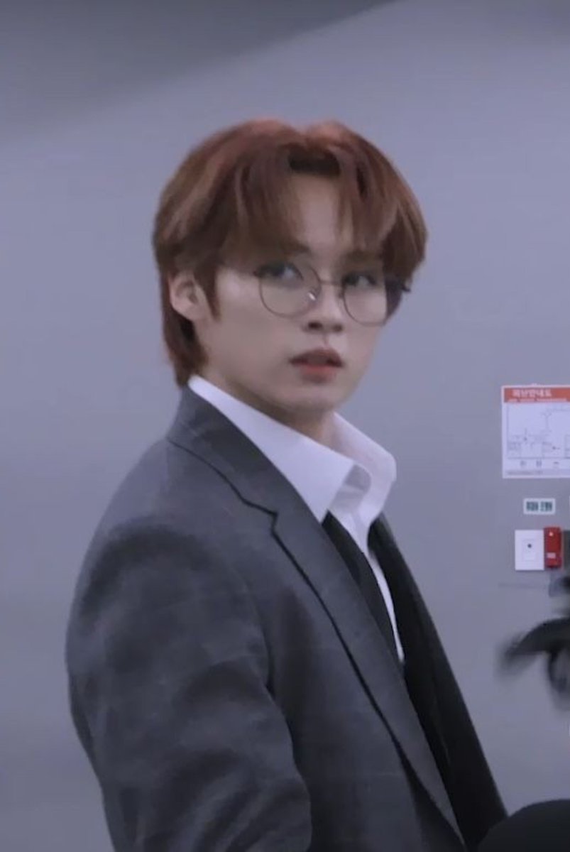 bajolasraices's tweet photo. ⚠ WARNING: D�TA INCONSISTENT

█████ ITSUKI
2� YE⚠RS ?? ł₴�₮̷₱ ?!
ECOLOGY STUDENT
T꙱̷꙱R꙱�꙱A꙱̷꙱C꙱̷꙱K꙱�꙱E꙱̷꙱R꙱̷꙱
DEAF !! SIGN LANGUAGE USER https://t.co/17F5s3PP81