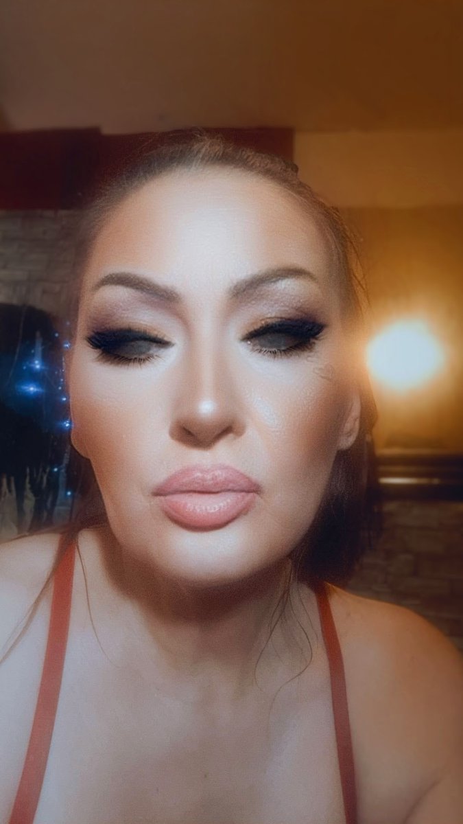 DominatrixredS's tweet photo. Hey Guys! I'm now LIVE on @xHamsterLive. Come play with me! 😈 #xHamsterLive #xhl #livecamshow 👉 https://t.co/pViSKReOeS https://t.co/GDBg79Ewv8