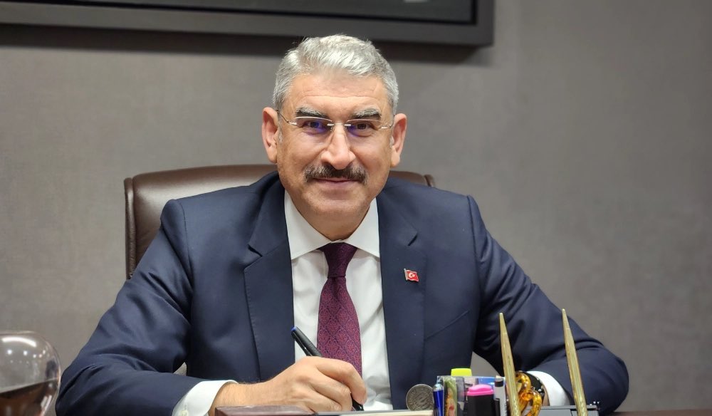 NigdeGunaydin's tweet photo. AK Parti Niğde Milletvekili Prof. Dr. Cevahir Uzkurt’un girişimleri ve takibiyle Çiftlik ilçesinin köy ve beldelerinde kapsamlı asfalt çalışmaları başlatıldı. https://t.co/0q4WQK1F0Z