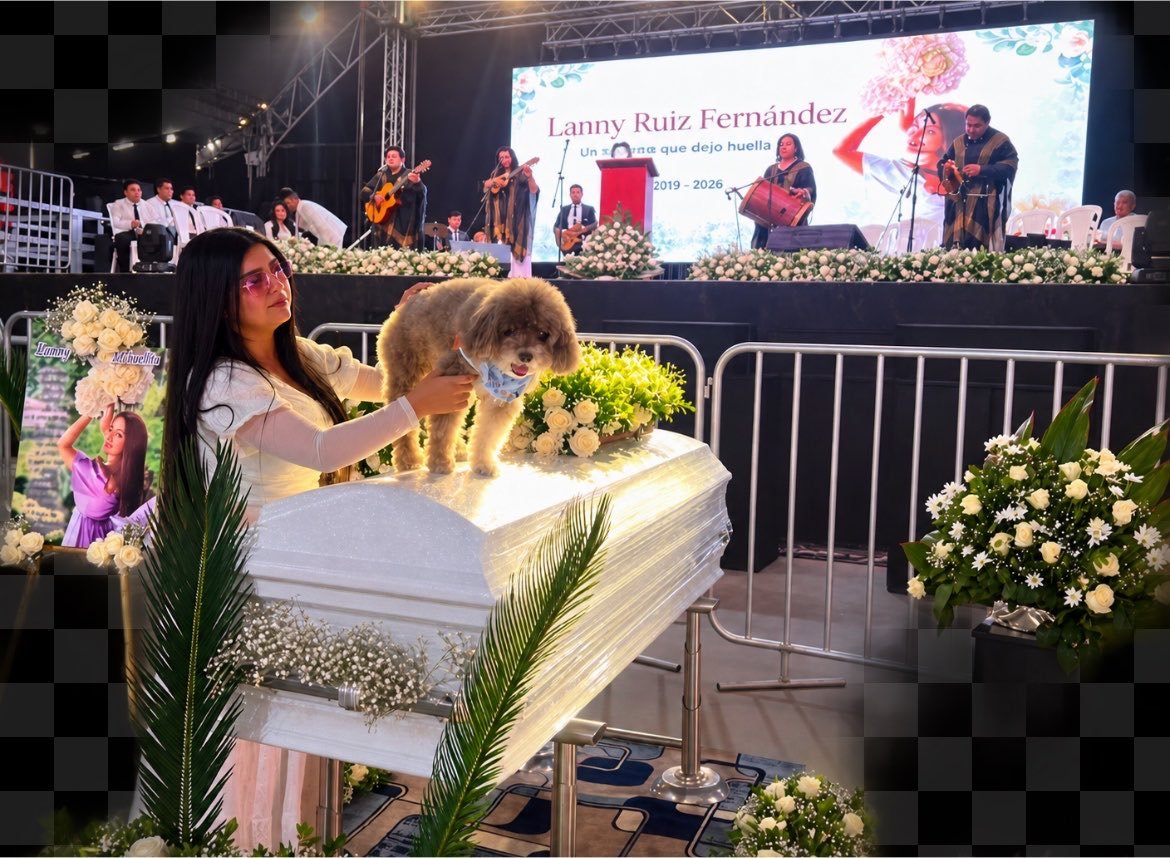 DenunciasAntio2's tweet photo. 💔 No murió sola.

Lenny Fernández, joven adoradora de la IPUC, fue hallada entre los escombros del terremoto del 10 de agosto abrazando con su cuerpo a su perro Salomón… protegiéndolo hasta el final.

Este jueves se realizó su ceremonia fúnebre Y allí estaba él Salomón, presente junto a la familia, en uno de los momentos más desgarradores y hermosos del homenaje.

Lenny dejó un legado silencioso pero eterno:  la fidelidad, el amor y la amistad no se miden en años… se miden en el último abrazo.

Que su historia no se quede solo en lágrimas.

#DenunciasAntioquia