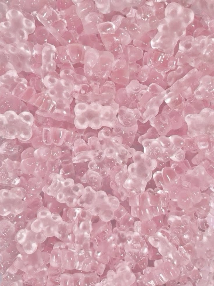 Elquivrax's tweet photo. my aura is pink and sparkly and every speck of glitter you find shining in the sun will remind you of me <3 https://t.co/47T2xdVfJ4