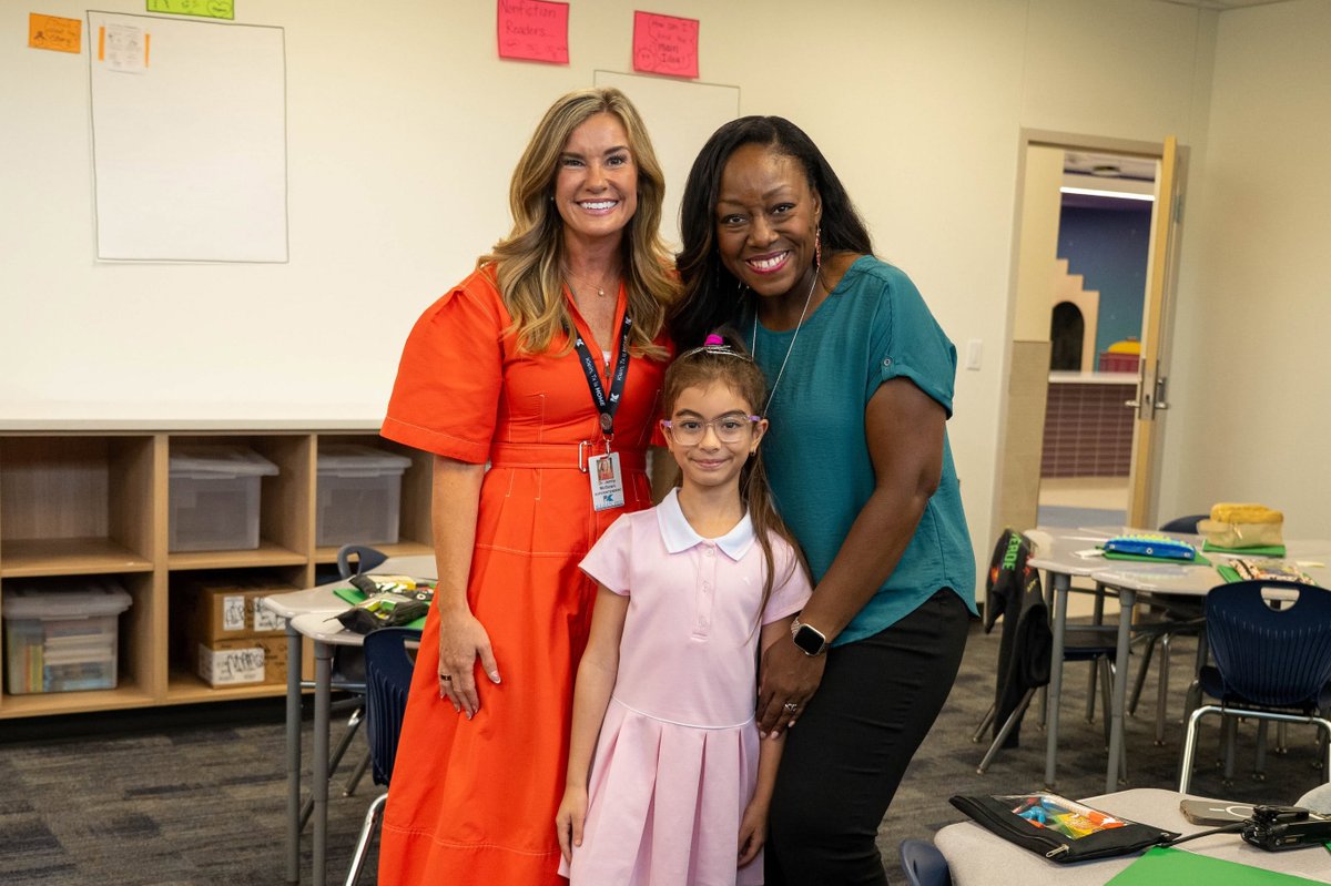 jenny_mcgown's tweet photo. WOW! Greenwood Forest Elementary looks AMAZING thanks to the #KleinISDBond2022 📷📷 I am SO happy for our students and staff &amp; SO grateful to our Klein community for investing in our kids and helping us provide the excellent schools they deserve! #KleinFirstWeek https://t.co/DBgrR4BXmJ