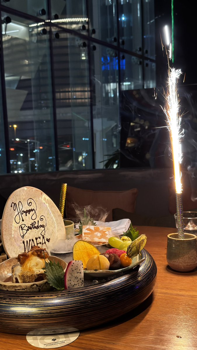 _yyyqp's tweet photo. 🍸🥢 https://t.co/S6ZimY3Vjj