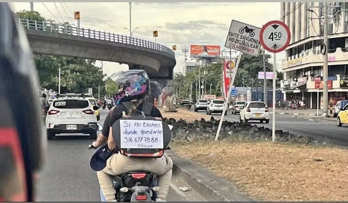 AmelitaPrado's tweet photo. Nivel Colombia.

Por esto me duele que el presidente sea Abelardo. https://t.co/4ucZ6LH7bZ