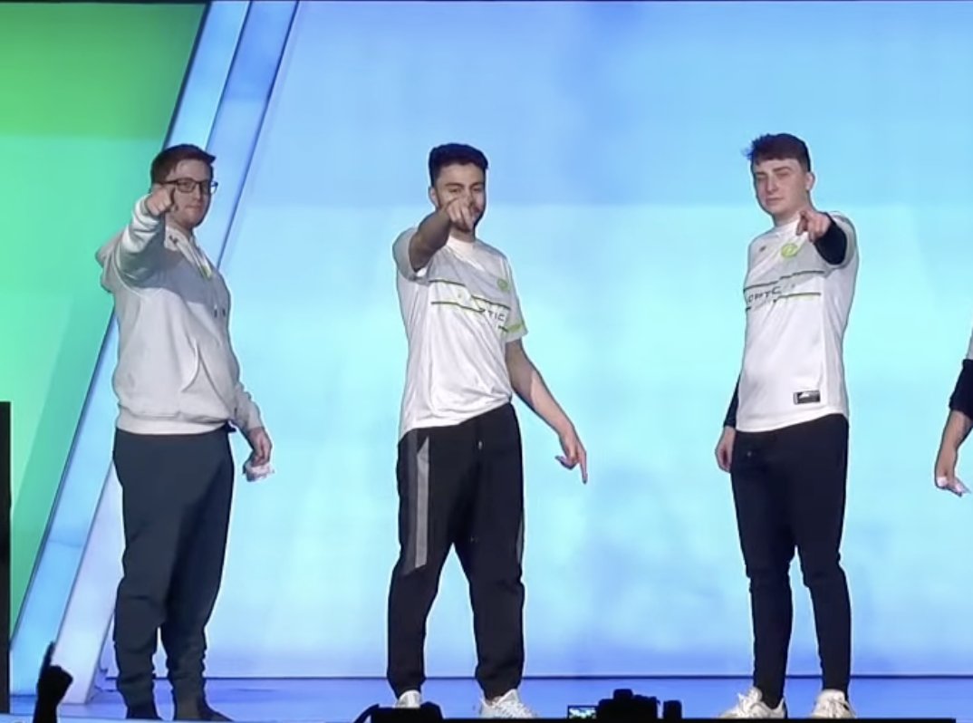 OpTic's tweet photo. Like they never left.

@scump @DashySZN @DylanEnvoy https://t.co/uYR8UX8jr3