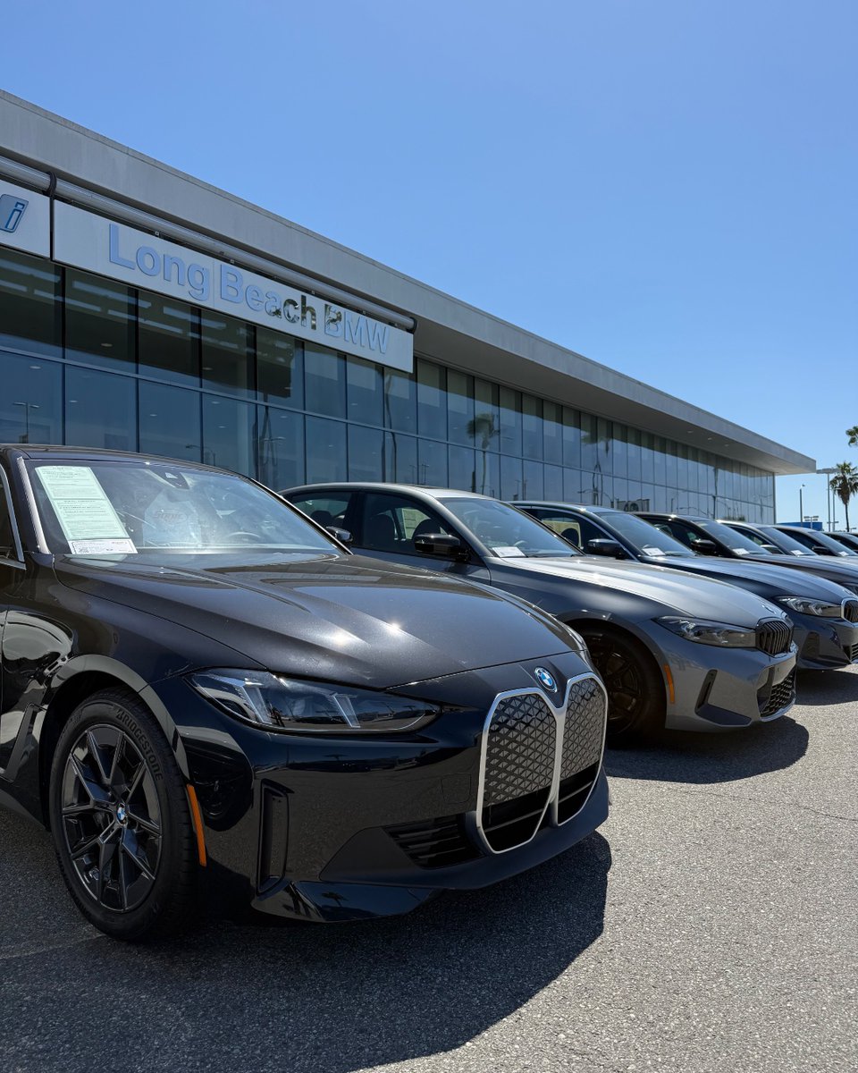 BMWofLongBeach's tweet photo. Consider this your sign to upgrade your driveway. 👀

https://t.co/YZHNR5xqUK https://t.co/yW8WQ0Mb4P