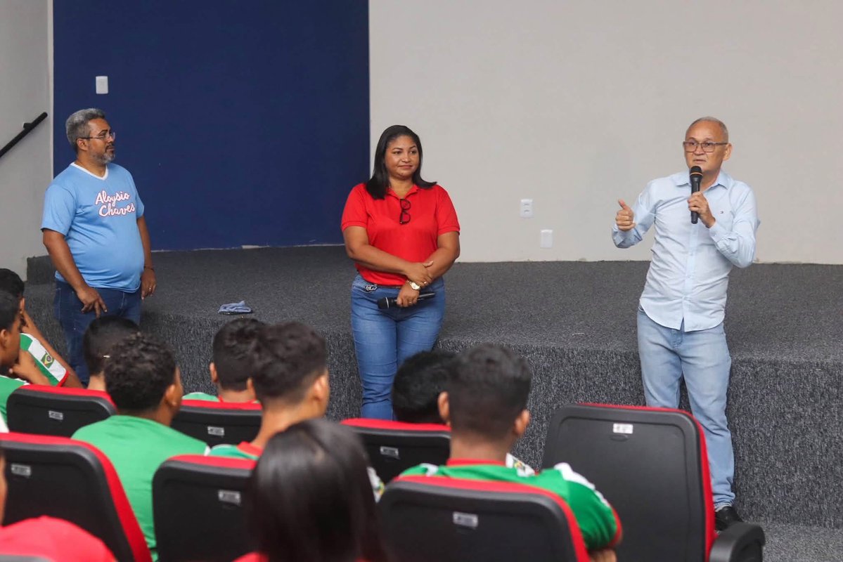 PrefBarcarena's tweet photo. A Secretaria Municipal de Educação de Barcarena (Semed) está realizando atividades alusivas ao Agosto Lilás para conscientizar a comunidade escolar sobre respeito, direitos e o combate à violência contra as mulheres. Pelo menos sete encontros foram programados para este mês. https://t.co/5kaJ7EFd8W