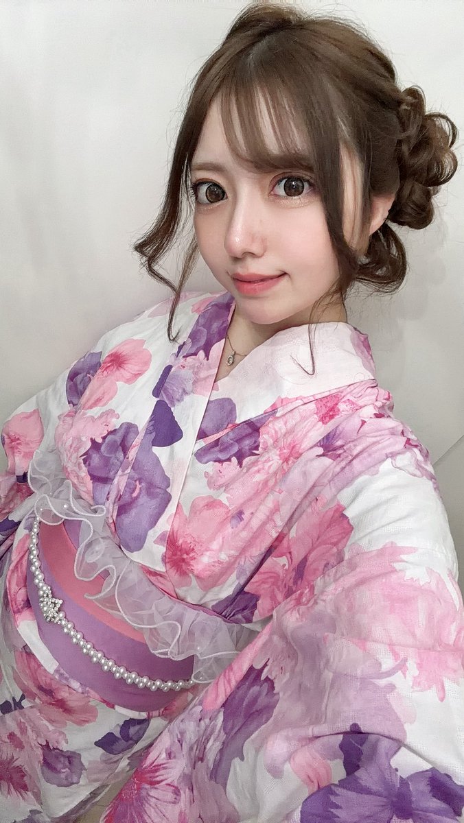 nagichun__'s tweet photo. .
この夏のせいにして飛んでいくよ
君がどこにいたって🎐🍧🫧 https://t.co/83cAeMd0GW