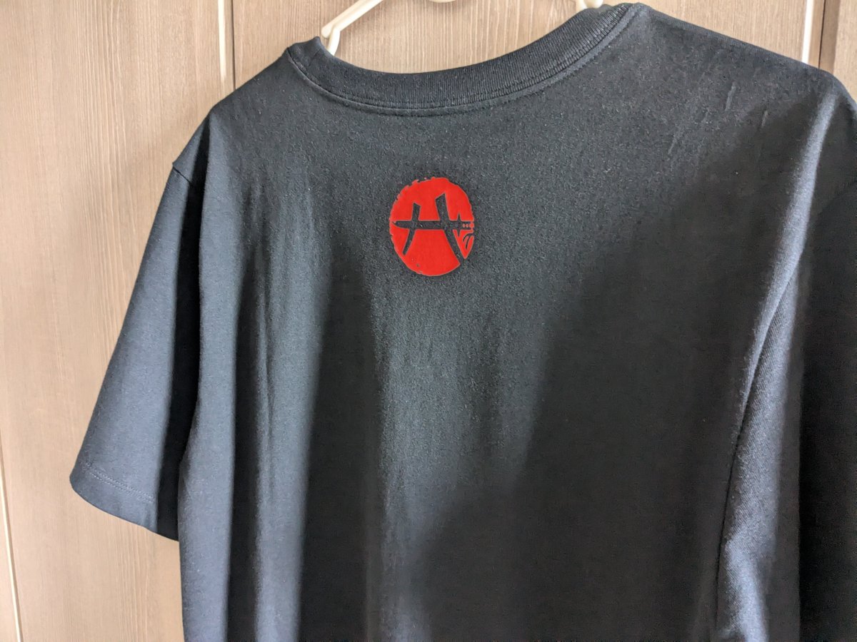 fujitomoon's tweet photo. 迷いに迷って冒険できない
でも後にカスタムする人の参考までに
私はTシャツインすることが多いので上に全部持ってきました
4つまでなら４ついきたいタイプ
肩と後ろ、入れ替えた方がよかったかと思ったけど改めて見ると着物の紋みたいでよかった😌
#BLACKSAMURAI
#八村塁
#WORLDOFFLIGHT
#NikeJapan https://t.co/rqRntbS4NF