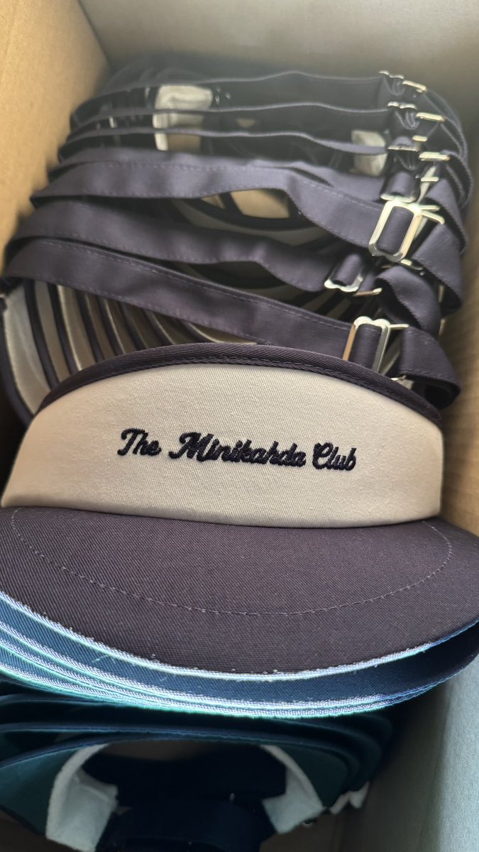 tour_classics's tweet photo. 24 units shipping to Minnesota. 

Script font two-tones for Minikahda. 

#highcrown #tourvisor https://t.co/1kaVvnVa9k