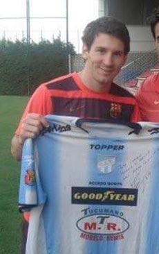 RamiroAT_'s tweet photo. Y mira como sonríe el más grande cuando tiene mi camiseta https://t.co/iL74bSFatS