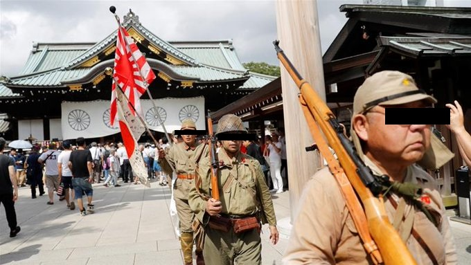 t2PrW6hArJWQR5S's tweet photo. 今年の靖国はコスプレ禁止らしいけど、それでもこんな連中が来るんだろうな。戦没軍人の約60 %が餓死なんだよ。本当に戦死者を悼む気持ちがあるのなら、兵隊のコスプレなんてやってないで、自宅で断食してろや、って話だよ。みんなブクブク太っちゃってさ。これはもう戦没者に対する冒とくだよ。 https://t.co/z2AWToN5uz