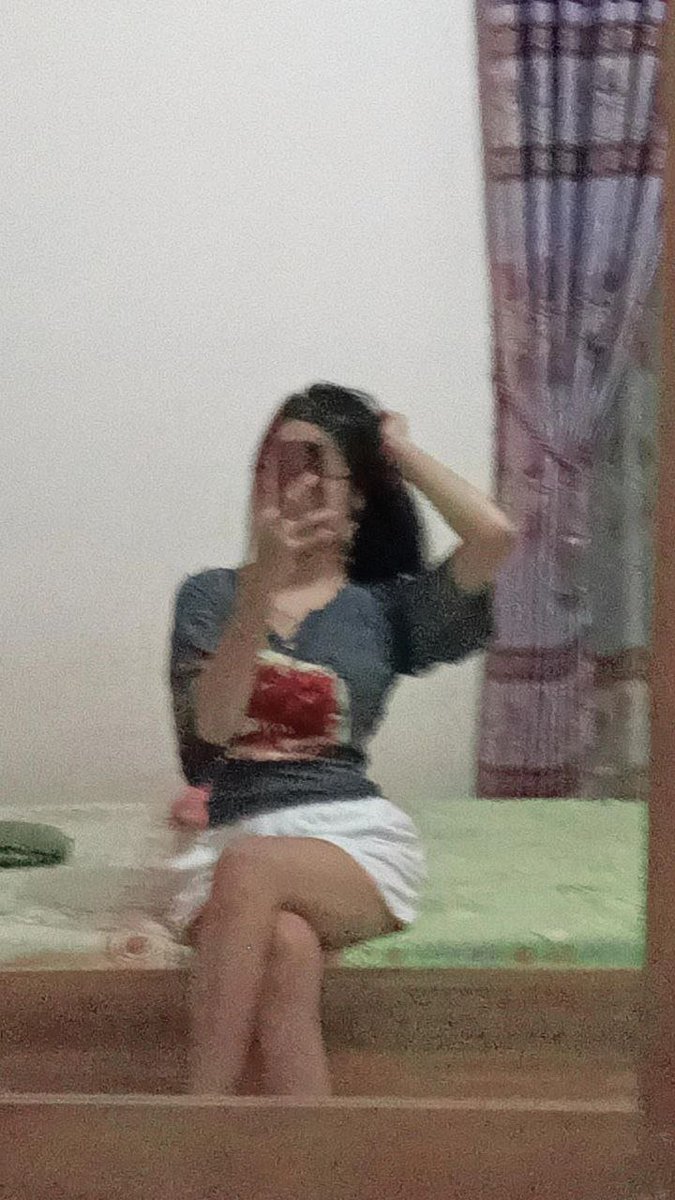 anuusacs's tweet photo. barter pap tt dia mantan gw dm aja https://t.co/rvve734pUo