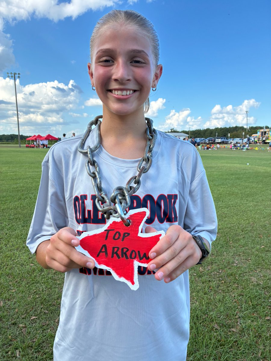 Ladyarrowxc's tweet photo. AvaKate the jr high Individual champion at Ole Brooke. https://t.co/RVHsCDnjPb