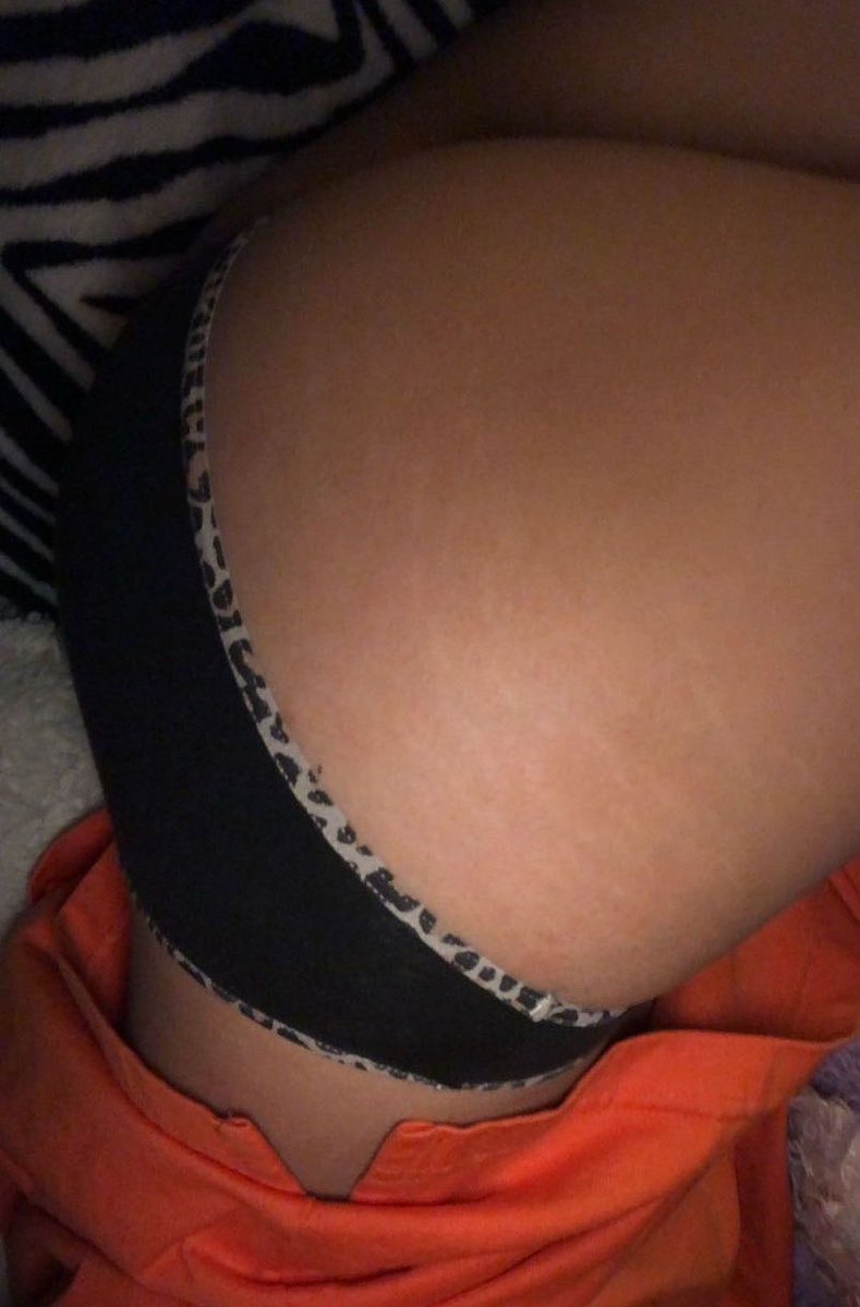 sinspiced's tweet photo. someone come smack my ass 🫠🥺
#nsfwtwtًً  #nsfwtwtً  #nsfwtwt https://t.co/7uxu3mVgDo