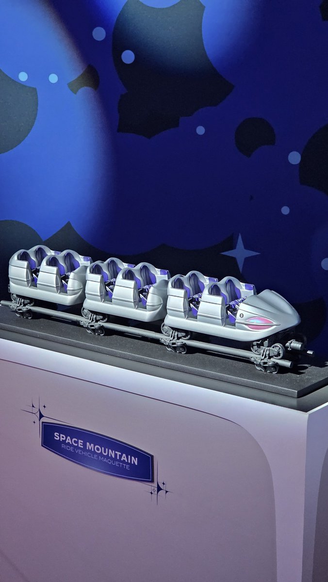 DrewDisneyDude's tweet photo. SPACE MOUNTAIN: EARTHRISE MODEL AND RIDE VEHICLE AT D23! https://t.co/XPZpQmwjQp