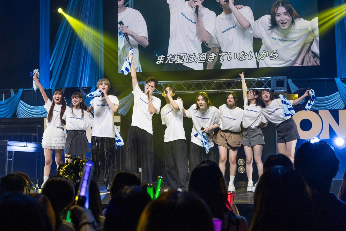 natalie_mu's tweet photo. 【ライブレポート】ONE LOVE ONE HEART

ファンへ��愛をまっすぐに伝えた
ワンマンライブ「告白」

冬のアルバムリリースなど発表多数
https://t.co/giwhsq7lpK

#ONELOVEONEHEART #ラブワン https://t.co/2YmoiU49NK