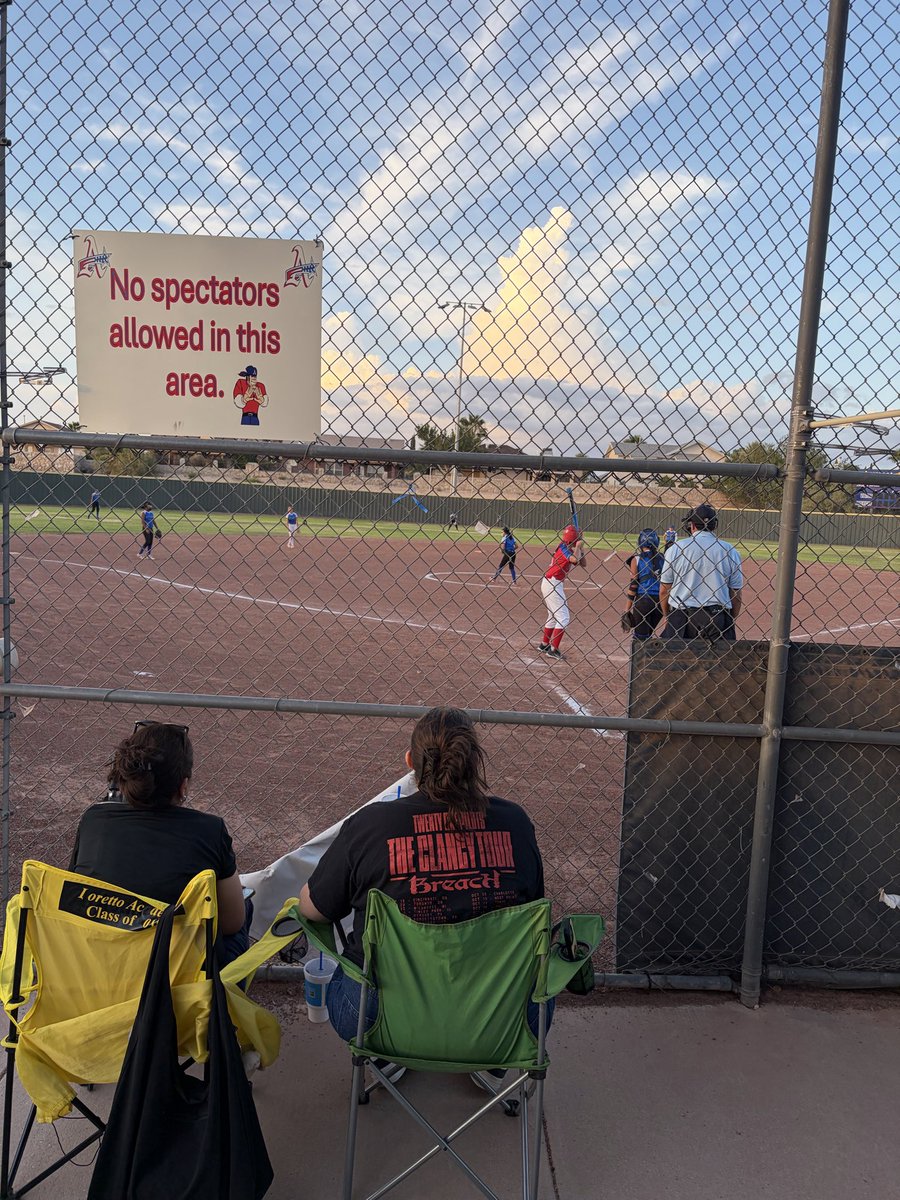CoachRomoAhs's tweet photo. Today we have the future Blazers from @JohnDrugan_PK8 showcasing their softball skills. Great playing ladies. https://t.co/sheft6DECJ