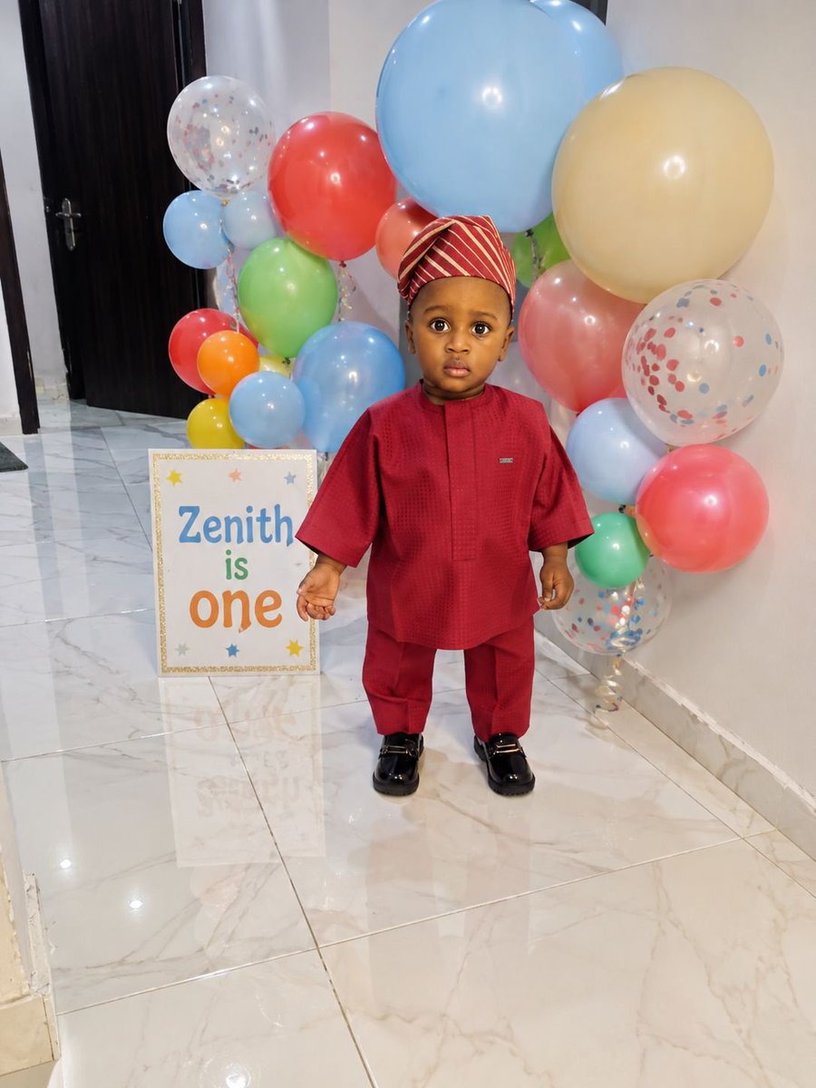 _DebbieOA's tweet photo. By this time last year, I was done screaming in Finnih Medical Center😂

Happy Birthday Dear Zenith, may God bless you with strong health, a curious mind, and a gentle heart. Surround you with His angels, keep you safe in every season, and let your life be a reflection of His endless love. Amen. 
#MyLittleSonShine