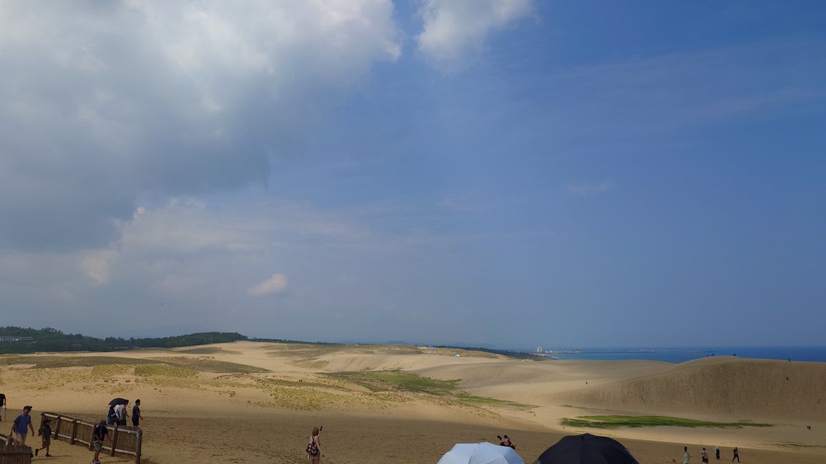 8Sng's tweet photo. 鳥取砂丘 https://t.co/m5881MxFh1