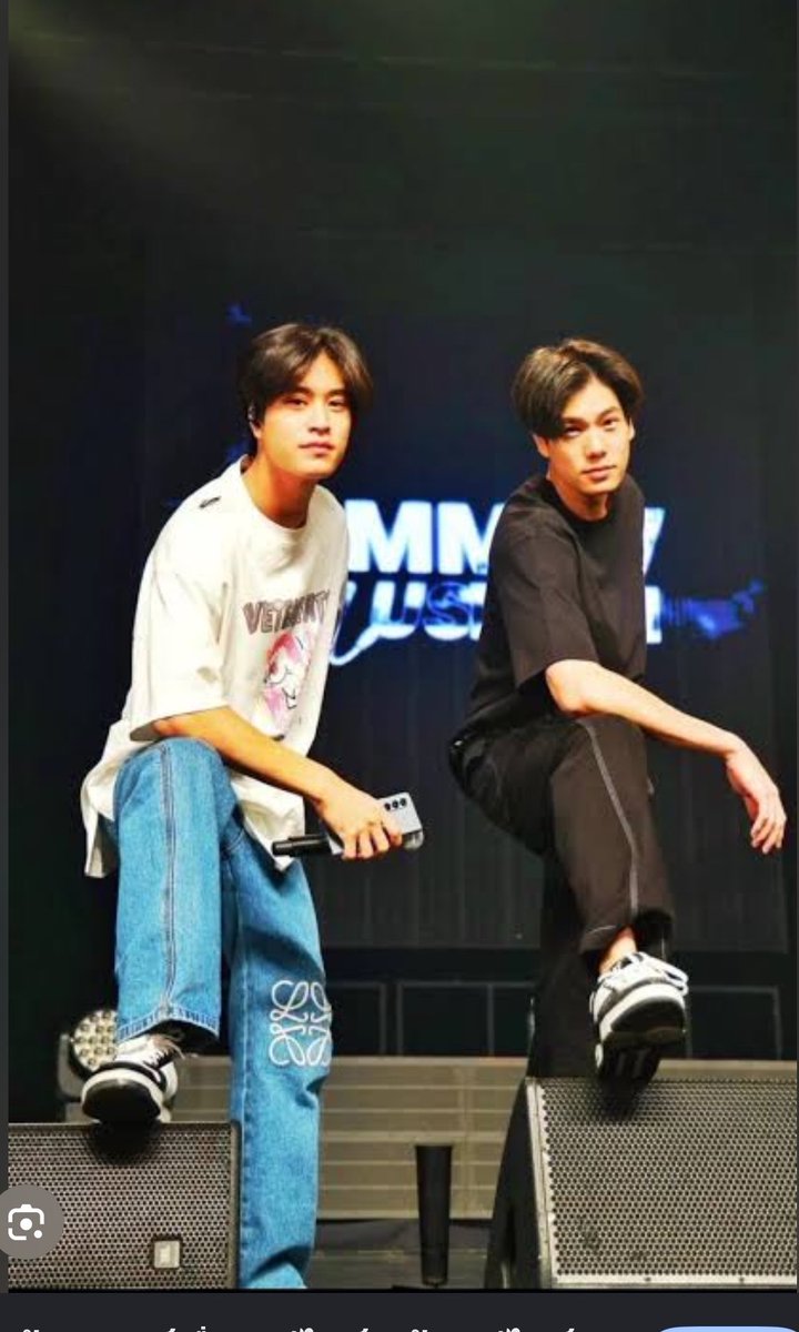 Yalee_GF's tweet photo. @ktjiruttikan นี้เลยฮ่ะ #GeminiConcert 
#phuwintang
#Gemini_NT https://t.co/PPS64KicCq