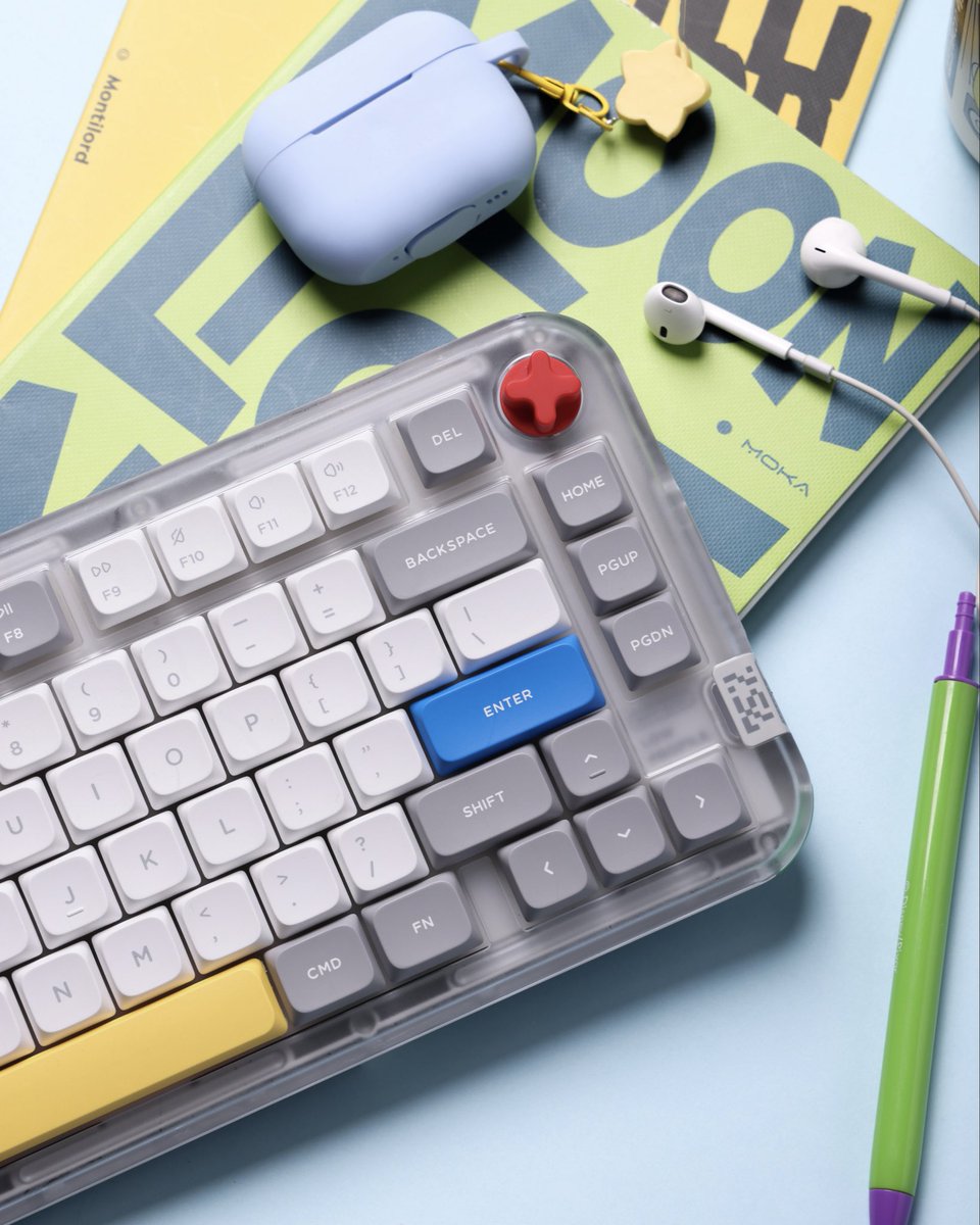 nuphystudio's tweet photo. Semester loadout check 🎒

📓 Notebooks ✅
🎧 Earbuds ✅
⌨️ Kick75 — the colorful one you'll actually enjoy typing on ✅

Back-to-School sale is live now — through Aug 26. 
🔗https://t.co/S7SVM1RzkV

#NuPhy #Kick75 #BackToSchool https://t.co/ohKPvFuh1H