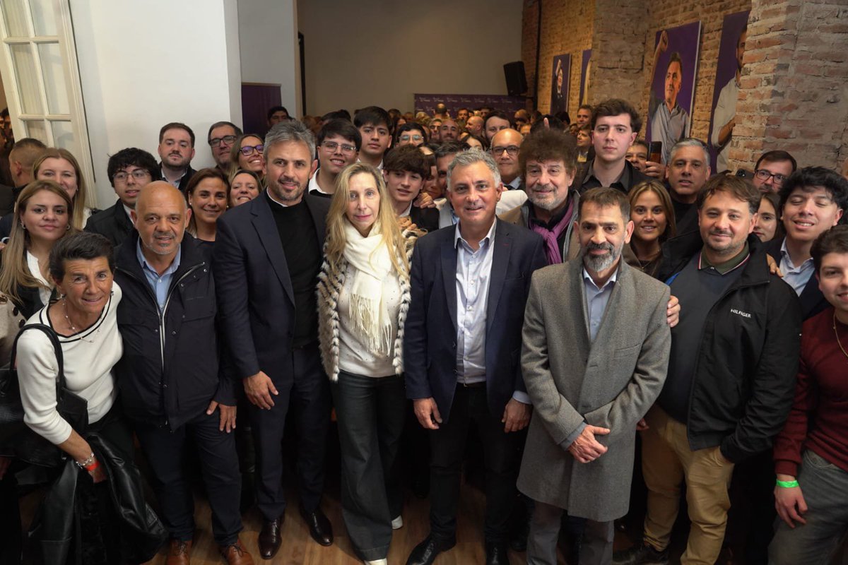 analiacorvino's tweet photo. Inauguración de la sede de La Libertad Avanza Provincia de Buenos Aires 💜💜

Un lugar de encuentro para trabajar en fortalecer la organización, consolidar equipos y avanzar en propuestas de desarrollo para cada uno de los 135 municipios bonaerenses.

Con la conducción de @SPareja_ y el liderazgo de @JMilei y @KarinaMileiOk vamos a recuperar y poner de pie a la Provincia llevando hasta cada bonaerense la transformación que está impulsando nuestro Presidente en todo el país.

VLLC!!

@MenemMartin 
@LLAenPBA