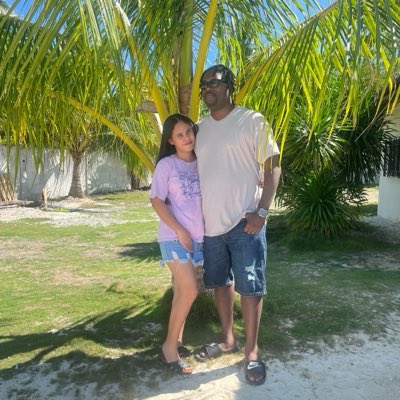 jaquelinlong's tweet photo. #NewProfilePic https://t.co/GY9ZDrscVJ