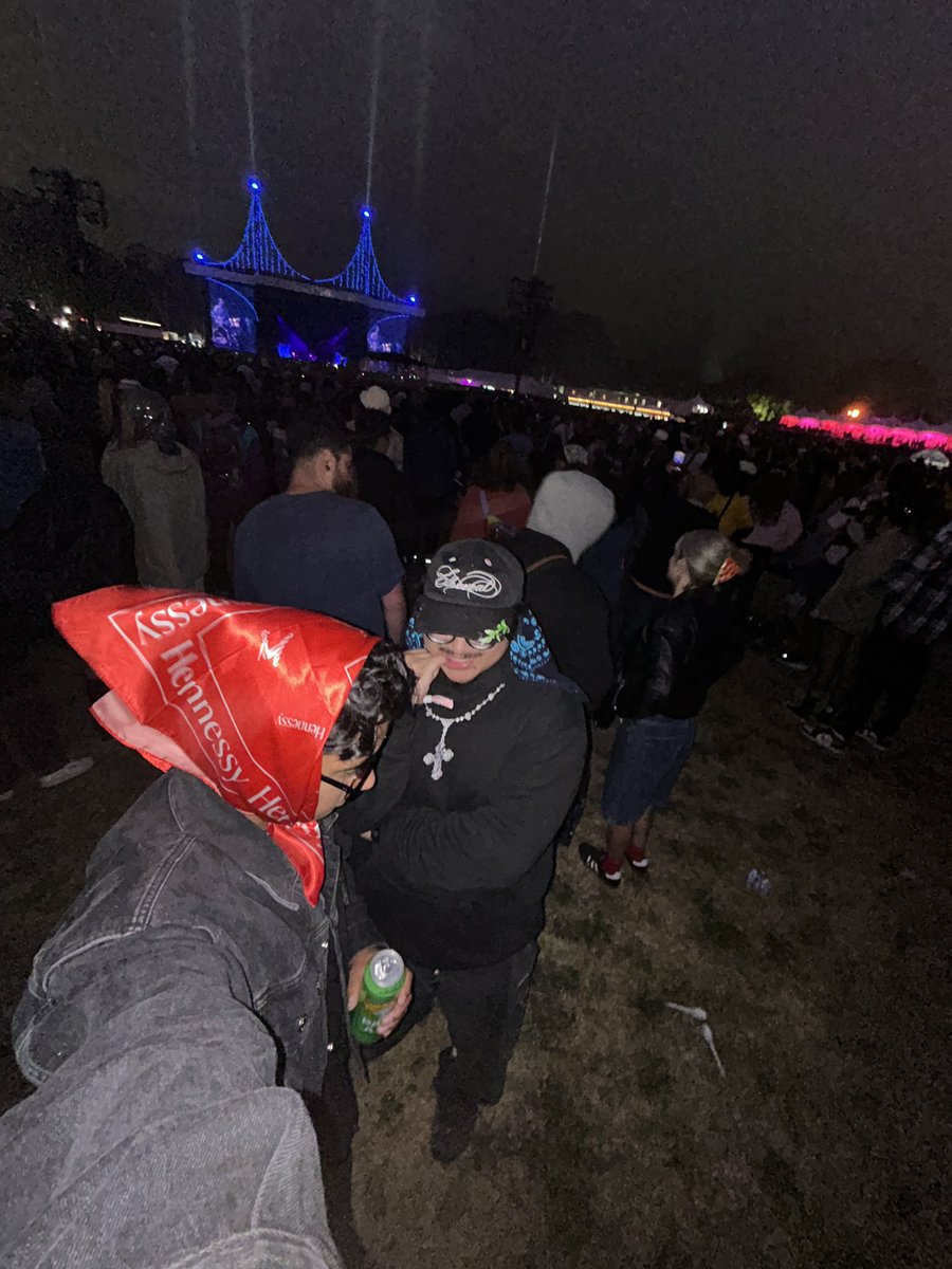 nyk0e's tweet photo. Hennessy Lands https://t.co/hX0s3JsUyv