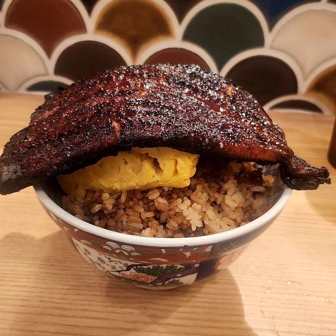 monokuma1979's tweet photo. 備忘録🍚
なんばに出来た
【うなぎの蒲の穂焼き 牛タン 焼鳥 馬刺し いづも】さんに行ったよ
結構 空いてた✨️

 #備忘録  #大阪グルメ 
 #酒飲み  #なんば https://t.co/0eVrfATPf9