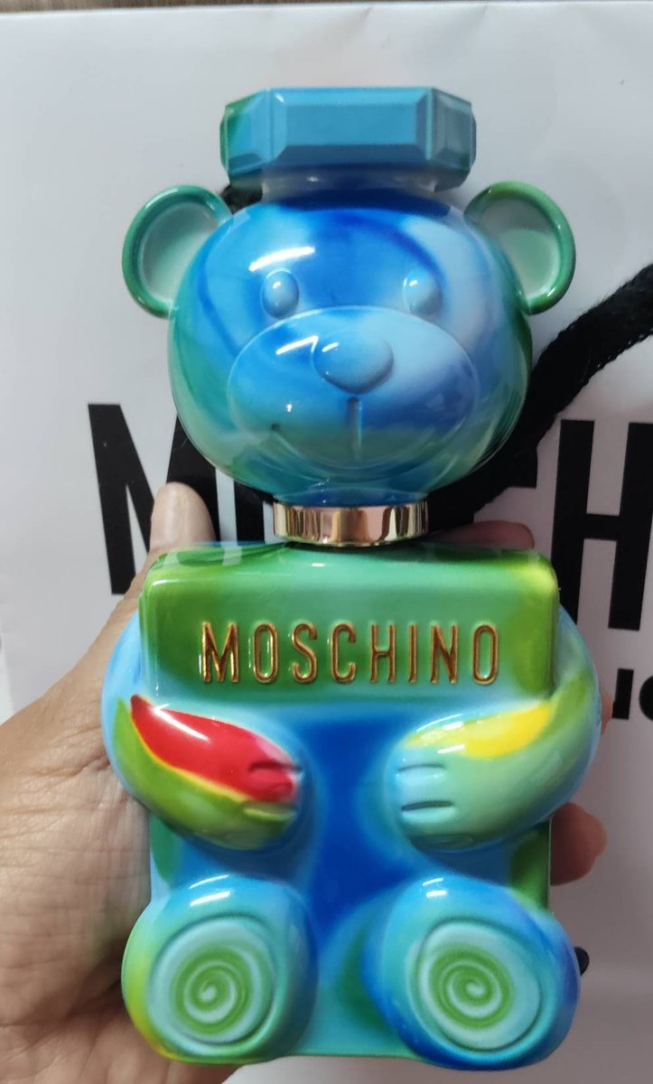 palalen1985's tweet photo. ✨WTS/ขายน้ำหอม Moschino Toy 2  Yummy ( พร้อมลายเซ็นสดตี๋ตี๋ป๋อ )✨

💜  : ขนาด 100ML 

💥ส่งฟรี💥

🤩สนใจสอบถามทักได้เลยน๊า

#TeeteePorxMoschinoFragrances
#MoschinoFragrances 
#MoschinoGummyYummyTH
#GummyYummy #ebMoschino
#MoschinoFragrances #ช้อปช่วยติ่ง  #ตลาดนัดตี๋ตี๋ป๋อ https://t.co/jS05dfhZqI