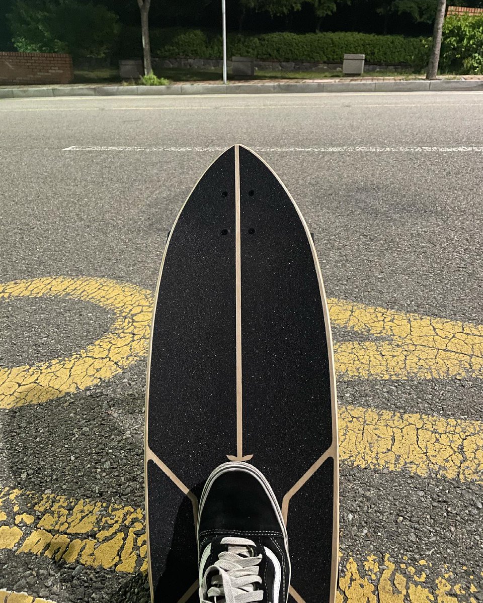 RayDebell's tweet photo. We all talk about vibes. The instant click, the spark, the magnetic pull that makes someone feel… right. But have you ever stopped to ask why certain people give you all the feels while others don’t? https://t.co/7oNLbJtmzt