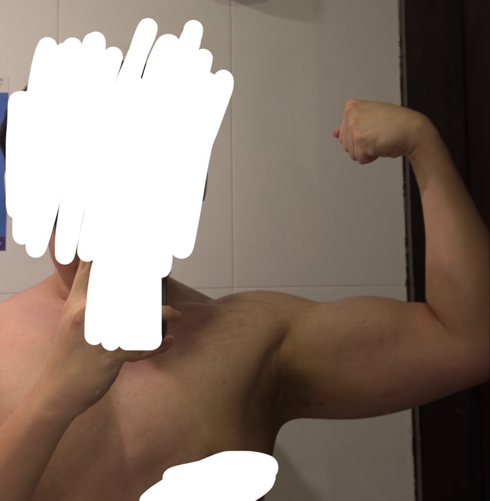 xefous08's tweet photo. Idt I've posted an arm pic in a long time https://t.co/4cwqKlPdBe