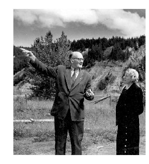 dave2_too's tweet photo. @Cadeyrnn Named for Ralph Chetwynd (July 28, 1890 – April 3, 1957), one of WAC Bennett’s early cabinet members (Minister of Trade and Industry, Minister of Railways, Minister of Fisheries,  Minister of Agriculture). https://t.co/jxwSg50IuX