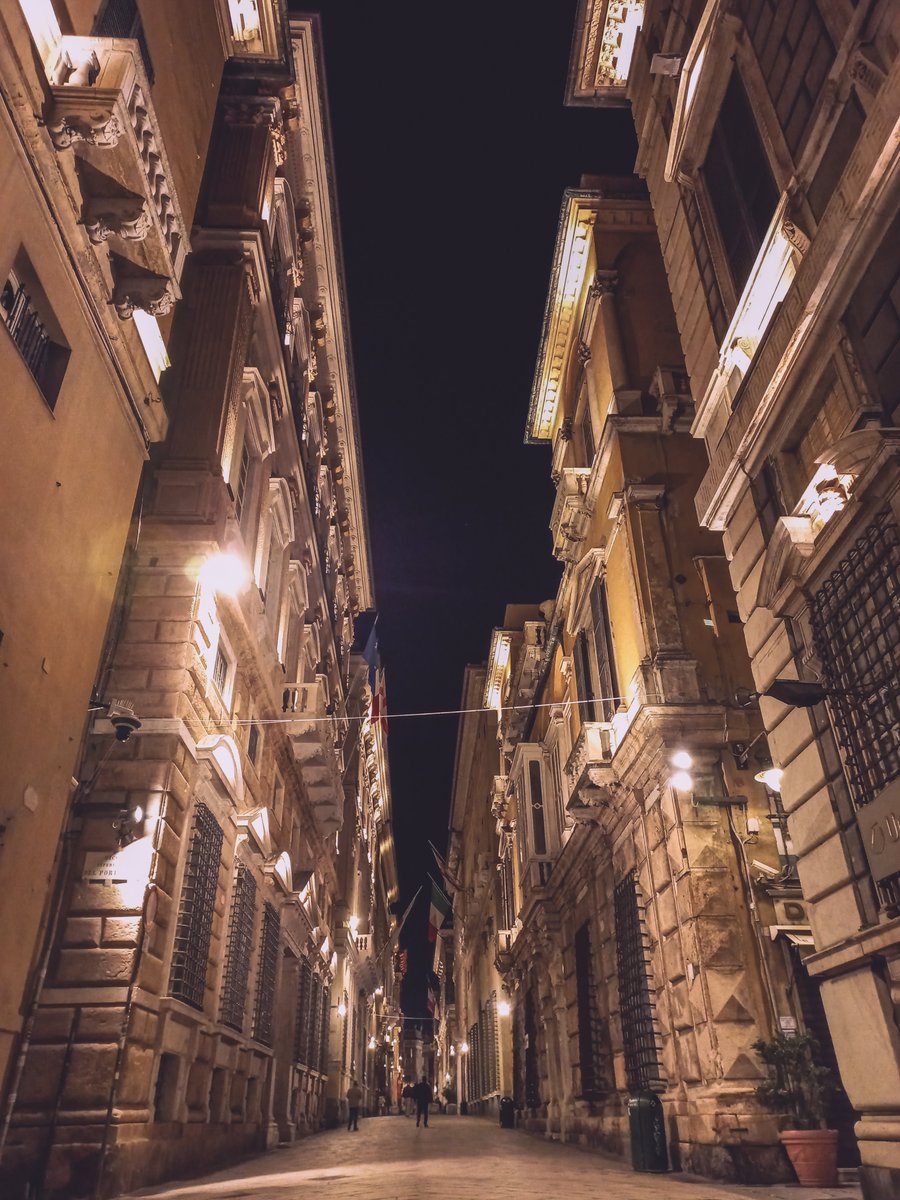 nmdr70's tweet photo. italia https://t.co/78HOGhfHXu
