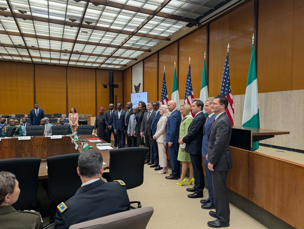 Paula_White's tweet photo. Yesterday we had an all day very productive US-Nigeria Joint Working Group Meeting at the State Department 🙏🏻. Continue to pray as we work diligently to protect Christian Communities in the North Central Region and hold perpetrators accountable 🙏🏻. Thank you @POTUS 🙏🏻🇺🇸 … https://t.co/ft04kQg1qd