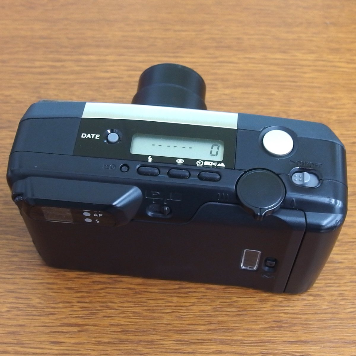 champcamera's tweet photo. PENTAX #ESPIO115G ¥24,000 by みすずが丘店(#あざみ野)
38-115mmの3倍ズーム搭載フィルムコンパクト。
カバン等に入れた際に収まりの良い平面的デザインで持ち歩きしやすいおすすめの #フィルムカメラ です。
#田園都市線
https://t.co/yDzKs99GVo https://t.co/5HQwjaK9Di