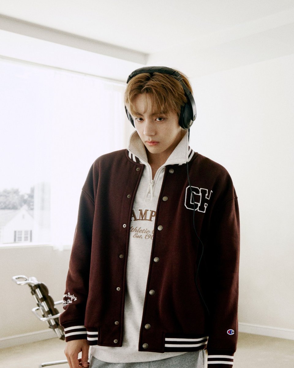 AppleMusicForV's tweet photo. Read this beautiful commentary on threads. Had to share. So beautifully written. Thank you ard.kth (ID on threads). Sorry, I don’t know your X handle. 

There is something about Taehyung that quietly breaks my heart, the way he carries his worries and pain so gently, choosing to share them with us only after he has already endured them, healed from them, and found his way through. We never truly know when he is hurting. He never makes himself the victim. He never asks us to worry about him.￼

Instead, he waits until the pain has become something he can smile about, something he can tell us while laughing, as if making sure that by the time we hear his story, we no longer have to be afraid for him. And perhaps that is one of the most beautiful ways he loves us. Sometimes, I think we forget just how incredibly strong Taehyung is.￼

In only a few years, he went through so much.. his group going on hiatus, losing his beloved pet, enlistment, a shoulder injury, hearing difficulties, and long periods of being unable to meet fans or perform the way his heart desired. He came back and gave us everything he had. Every single day, he kept finding little ways to make his concerts special.￼

Learning our languages, taking pictures, giving things away, remembering small details, always looking for another way to make someone feel seen, appreciated, and loved. As someone who loves and admires him from afar, I am genuinely, endlessly proud of him, not only for the artist he has become, not only for how much he continues to grow and shine on stage, but simply for surviving everything he had to survive and still choosing to live so beautifully.￼

My Taehyungie, I hope life becomes gentler with you from here on. May you always be blessed with good health, a peaceful heart, and countless reasons to smile. May your laughter always come easily, and may happiness find you in the quietest, simplest moments. May every pain you once carried alone slowly become nothing more than a distant memory. And may the world love you with the same tenderness you have always given to the people you cherish. You have given so much love to this world.￼

Now, I hope the world gives that love back to you a thousand times over, you deserve all the love and endless happiness not because of what you accomplish, but simply because you are you thv ❤️‍🩹 you have survived so much, my love thv and I hope the rest of your story is filled with nothing but beautiful days, gentle hearts, warm memories, and a happiness that never has to be hidden behind a smile 🫂￼