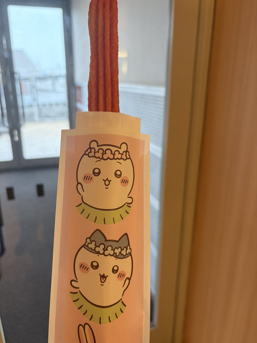 a07_18's tweet photo. ちいかわのチュリトス再販したから買いに来た😋 https://t.co/lDFhEi0ab0