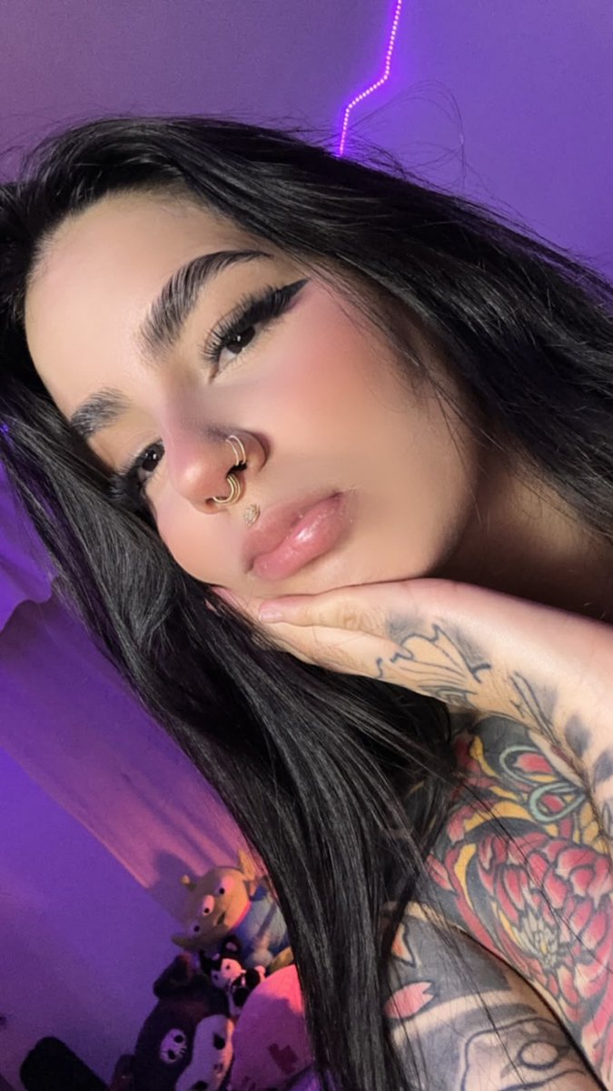 Kittyhelll_'s tweet photo. Let's get kinky, sweethearts 👉 https://t.co/HCpm4Np4lb #stripchat #stripchatlive https://t.co/MZffdNq7G4