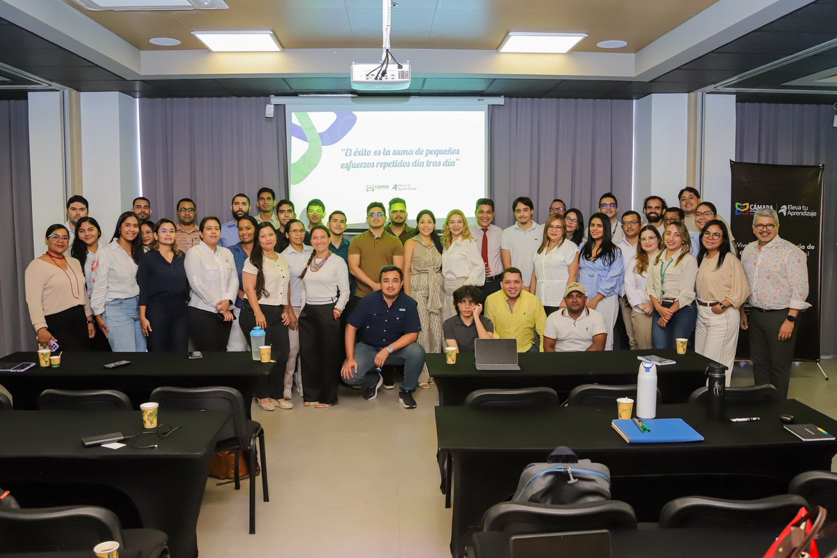 CamComercioSM's tweet photo. Lanzamos junto a @ICONTEC una nueva apuesta para fortalecer el tejido empresarial del Magdalena.

A través de formación, diagnóstico, acompañamiento y certificación, las empresas participantes podrán mejorar sus procesos, adoptar buenas prácticas de gestión y avanzar hacia estándares reconocidos nacional e internacionalmente.

Súmate a la #RutaDeCrecimiento y aprovecha espacios como este para fortalecer tu empresa y acceder a nuevas oportunidades.