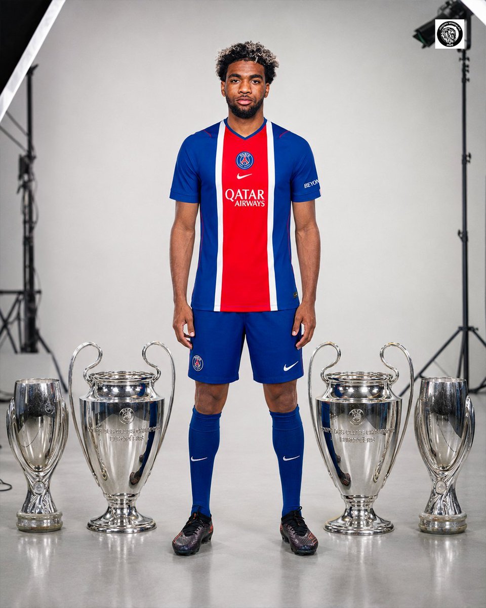 kamel93izi's tweet photo. @92MGA75 @PSG_inside Magnifique comme sa https://t.co/N3KH0B3ZzN