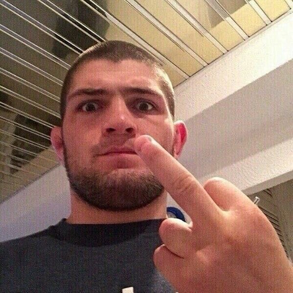 luisNSKR's tweet photo. @morodelsur Jajajaja verga lo pendjeo y estúpido que suenas, se ve que les ruegas a las putas como perrita 😂😂😂😂😂😂 https://t.co/Kk8fi0b2fv