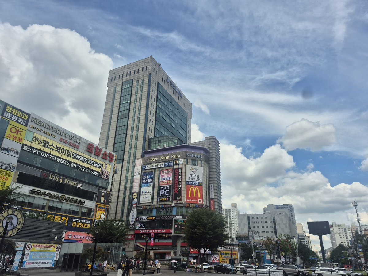 ReRun_301's tweet photo. ラウンドワン　池袋 https://t.co/VpH1NBWZWM