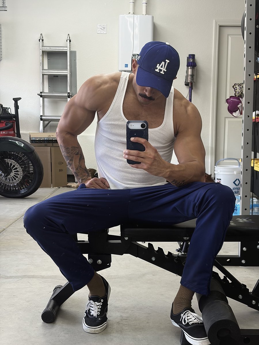 daddyrush_'s tweet photo. Ass whooped today https://t.co/7k1E84eEbA
