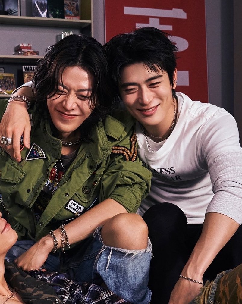 naominals's tweet photo. bapak anak ini malah makin mirip lucu banget🥺🫶 https://t.co/ihExIhrzZ5