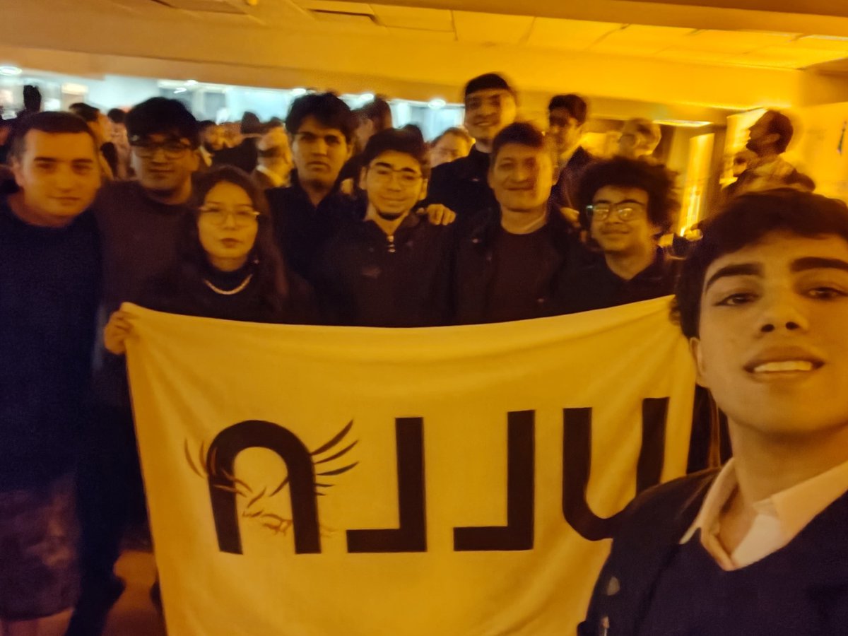 JuaniAbrazo_'s tweet photo. Será faro del mundo, en la presentación oficial del equipo de estudios de Geopolítica y Seguridad Naciona. Algo fundamental para la libertad de los ciudadanos de bien. @fundfaro @UllaUnlp @ULLA_PBA https://t.co/h8ra7RfIbL