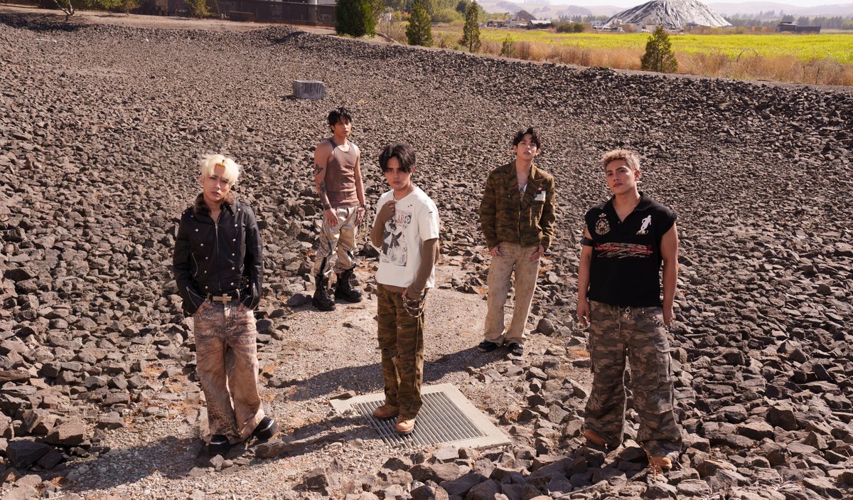 SBretmanStone's tweet photo. ICYDK: SB19 will perform as the SUB-HEADLINER at the Massive Stage in Osaka today, August 14, 2026, at 6:05–6:50 PM JST (5:05–5:50 PM PHT) for Summer Sonic 2026.

SB19 SUMMERSONIC OSAKA DEBUT
@SB19Official #SB19 
#SB19日本ログ2026 https://t.co/prZKO8HqEp
