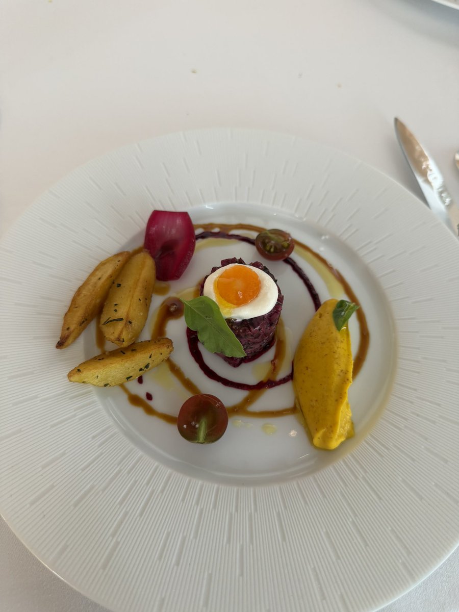 dnok_tkcb's tweet photo. ご飯も美味しかった🥹お盆なのに全然日本人と会わなかったな...！ https://t.co/pQP9kZXRB3